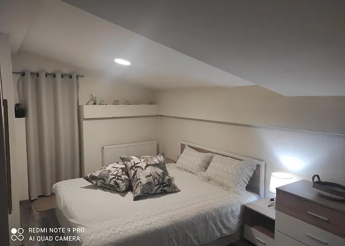 σοφίτα καλλύνω Apartamento