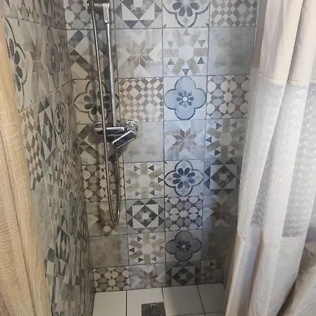 Appartement σοφίτα καλλύνω Thessaloniki